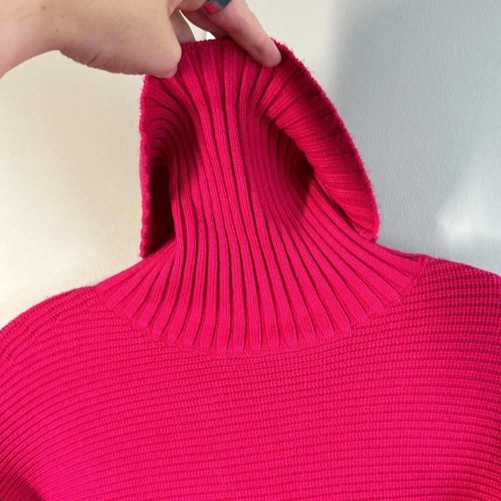 NWT House Of Harlow 1960 Pink Long Sleeve Cropped Turtleneck Sweater Size XS